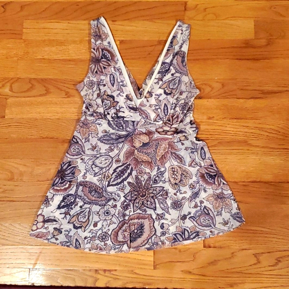 White House Black Market Small Woman's Blouse